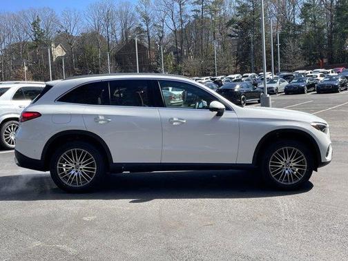 2025 Mercedes-Benz GLC 300 Base