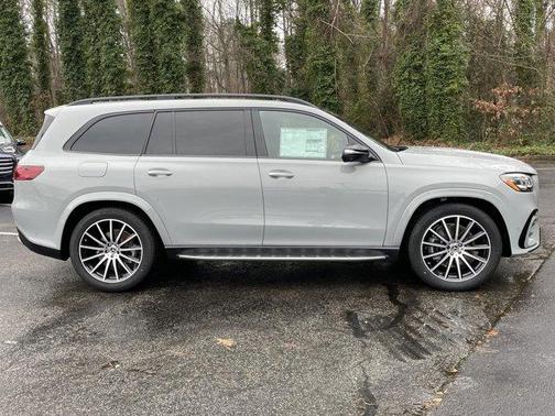 2025 Mercedes-Benz GLS 450 4MATIC