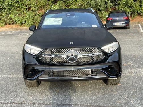 2026 Mercedes-Benz GLC 300 Base