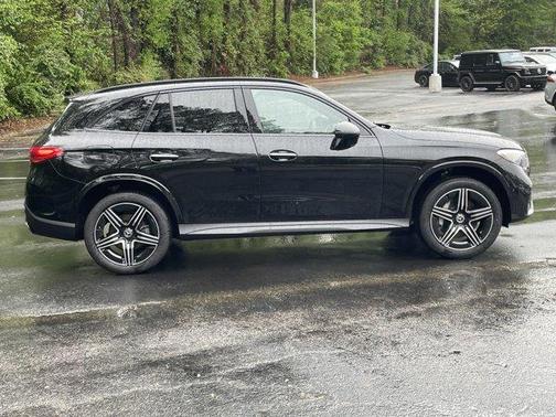 2025 Mercedes-Benz GLC 300 Base