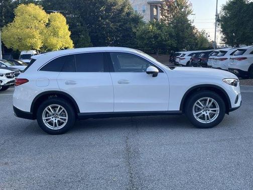 2026 Mercedes-Benz GLC 300 Base