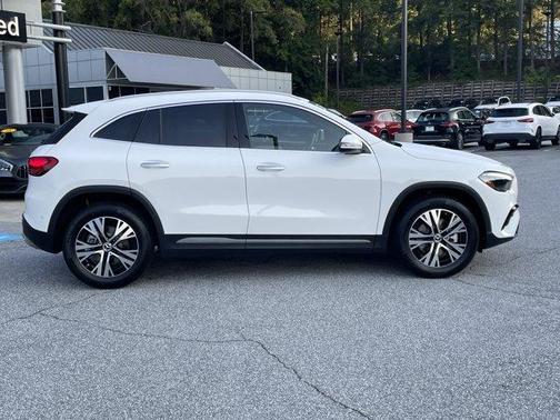 2025 Mercedes-Benz GLA 250 Base 4MATIC