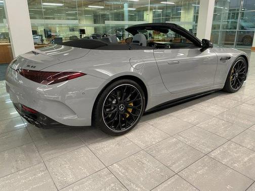 2024 Mercedes-Benz AMG SL 63 Base