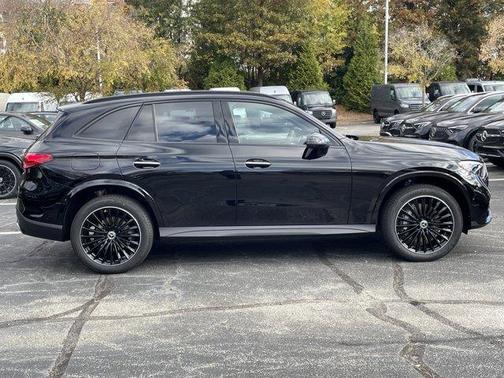 2026 Mercedes-Benz GLC 300 Base