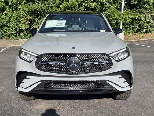 2025 Mercedes-Benz GLC 350e Base 4MATIC