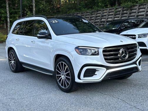 MANUFAKTUR Moonlight White Metallic 2025 Mercedes-Benz GLS 580 Base 4MATIC
