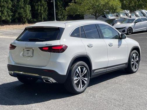 2025 Mercedes-Benz GLA 250 Base 4MATIC