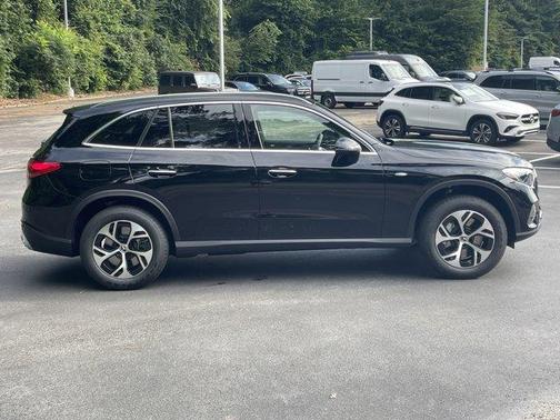 2025 Mercedes-Benz GLC 350e Base 4MATIC
