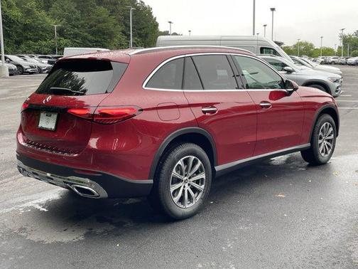 2025 Mercedes-Benz GLC 300 Base