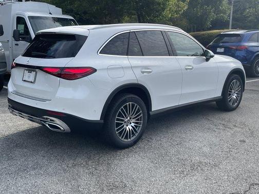 2026 Mercedes-Benz GLC 300 Base