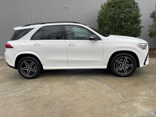 2024 Mercedes-Benz GLE 450 Plug-In Hybrid Base 4MATIC