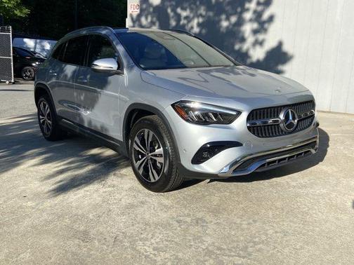 Cirrus Silver Metallic 2025 Mercedes-Benz GLA 250 Base