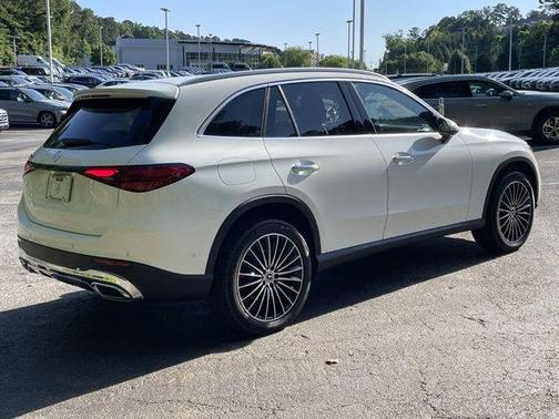 2025 Mercedes-Benz GLC 300 Base