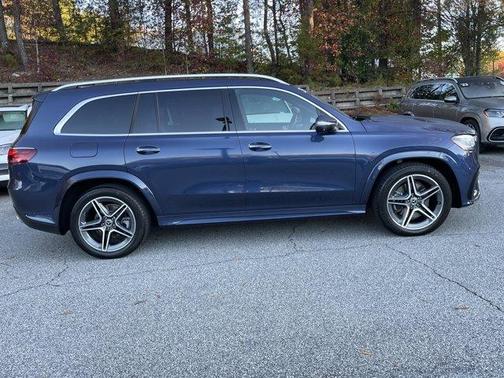 2025 Mercedes-Benz GLS 450 4MATIC