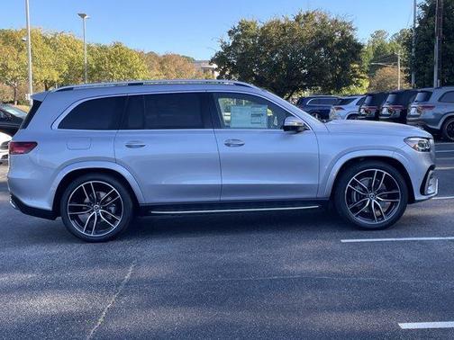 2026 Mercedes-Benz GLS 580 4MATICÂ