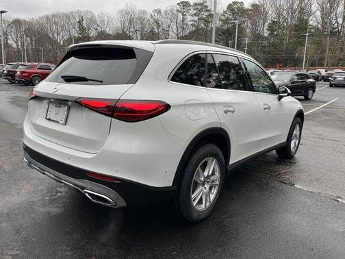 2025 Mercedes-Benz GLC 300 Base