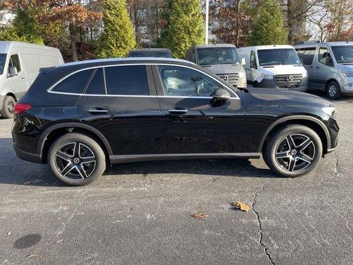 2026 Mercedes-Benz GLC 300 Base