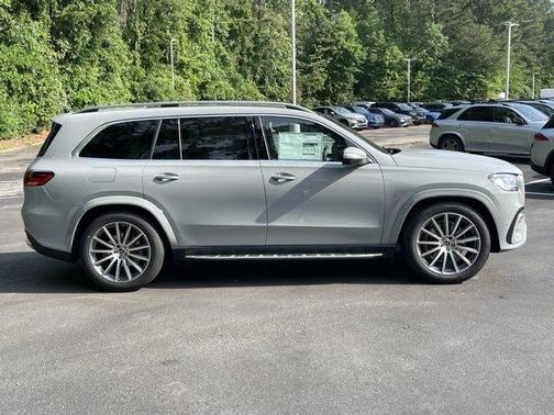 2025 Mercedes-Benz GLS 450 4MATIC