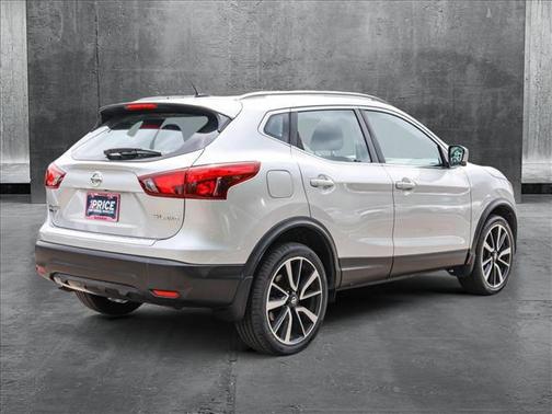 2017 Nissan Rogue Sport SL