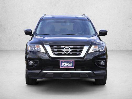 Magnetic Black 2018 Nissan Pathfinder SV