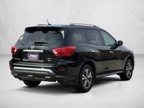 Magnetic Black 2018 Nissan Pathfinder SV