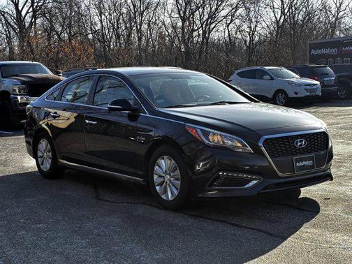 2016 Hyundai SONATA Hybrid SE
