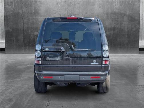 2015 Land Rover LR4 Base