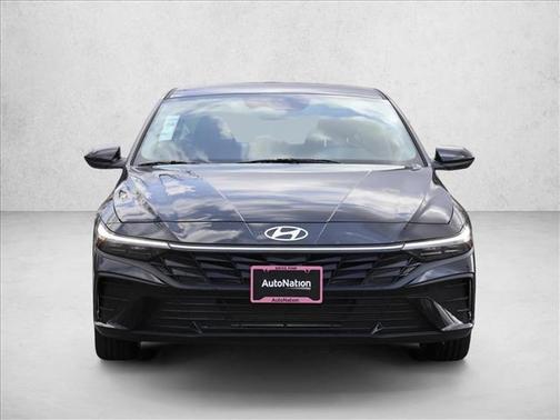 Abyss Black 2026 Hyundai ELANTRA SE
