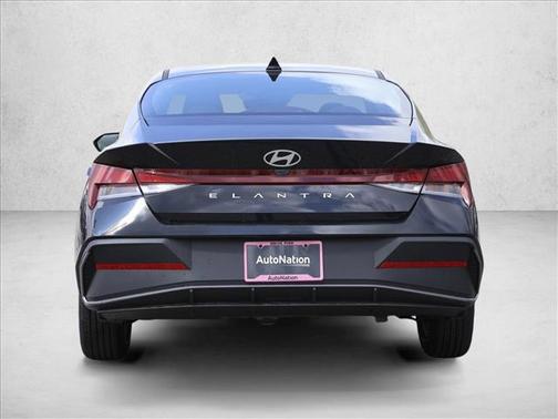 Abyss Black 2026 Hyundai ELANTRA SE