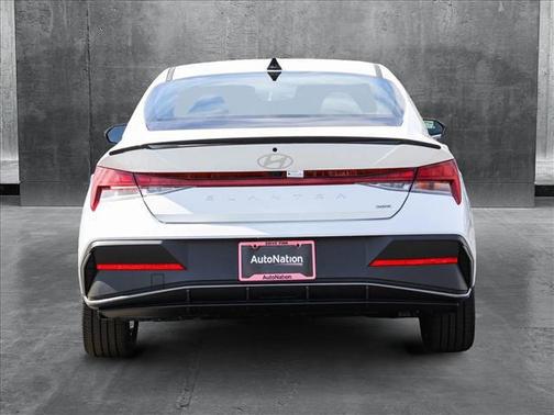 2025 Hyundai ELANTRA Sport