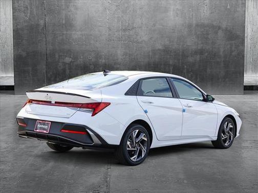 2025 Hyundai ELANTRA Sport