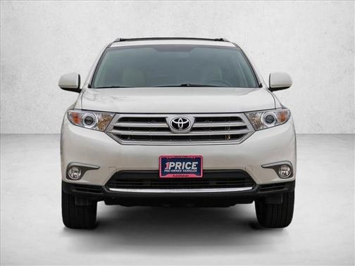 2013 Toyota Highlander SE