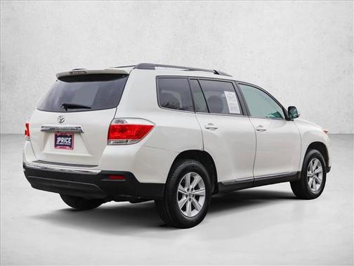 2013 Toyota Highlander SE