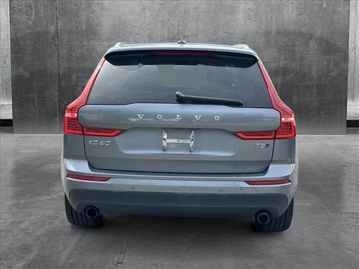 2019 Volvo XC60 T5 Momentum