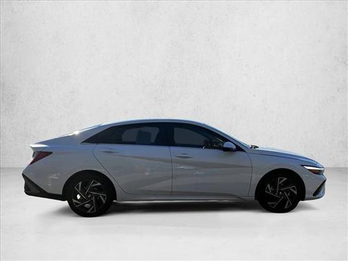 2024 Hyundai ELANTRA HEV Limited