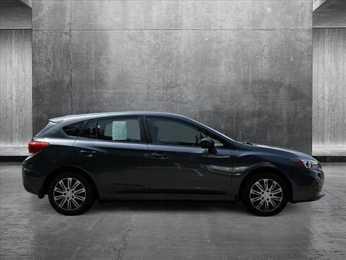 2017 Subaru Impreza 2.0i