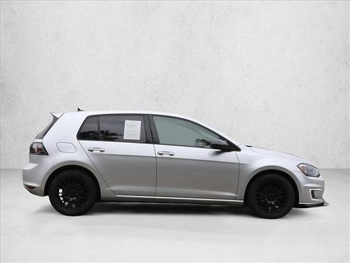 Reflex Silver Metallic 2015 Volkswagen e-Golf SEL Premium