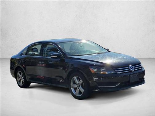 2012 Volkswagen Passat 2.5 SE