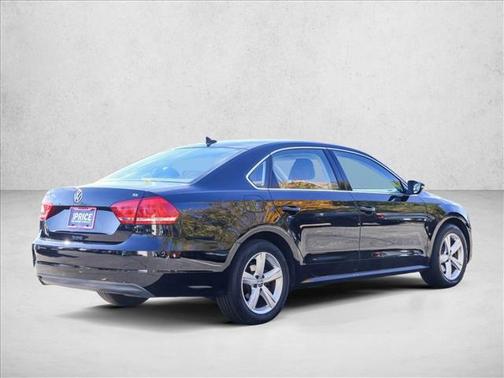 2012 Volkswagen Passat 2.5 SE