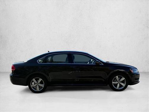 2012 Volkswagen Passat 2.5 SE