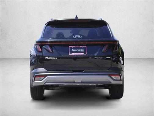 Phantom Black 2026 Hyundai TUCSON SEL Premium