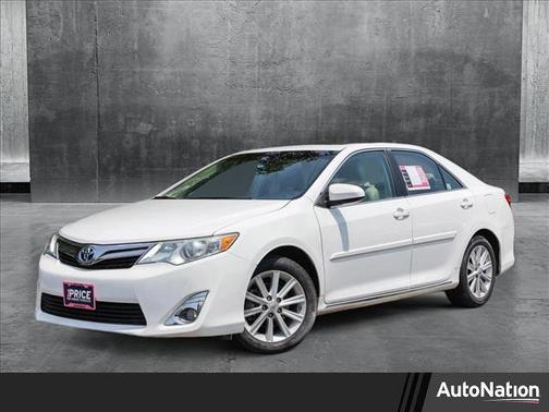 2012 Toyota Camry Hybrid XLE