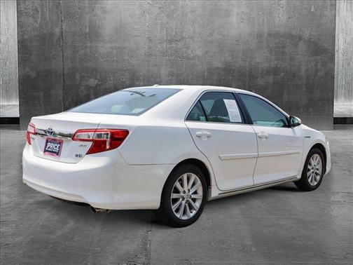 2012 Toyota Camry Hybrid XLE