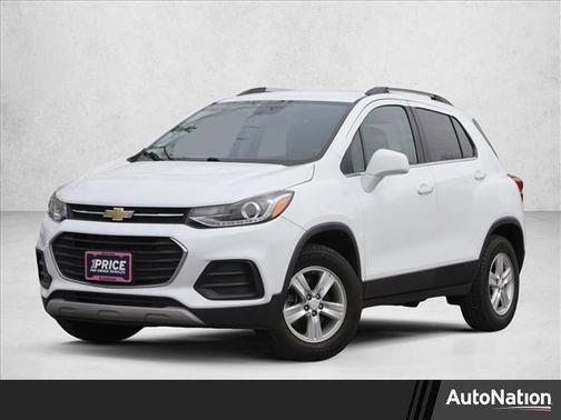 Summit White 2017 Chevrolet Trax LT