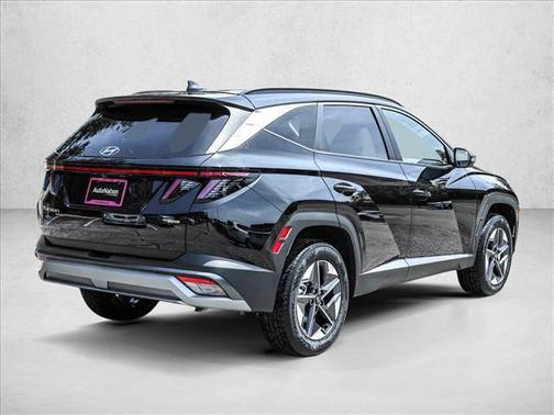 Phantom Black 2026 Hyundai TUCSON SEL Premium