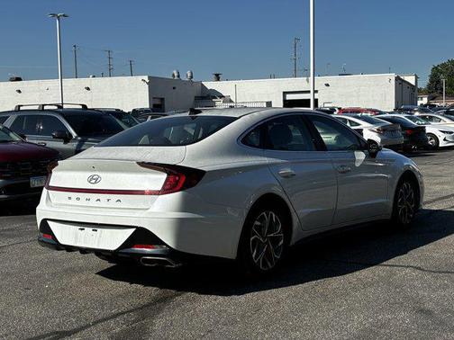 2020 Hyundai SONATA SEL