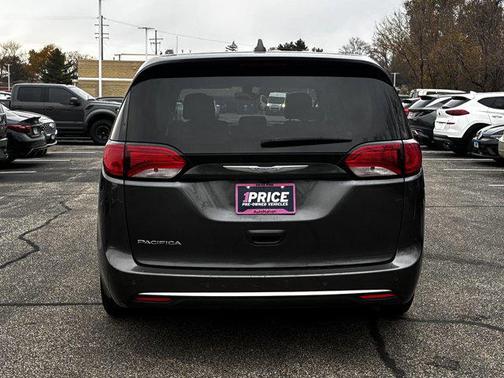 2018 Chrysler Pacifica Touring Plus