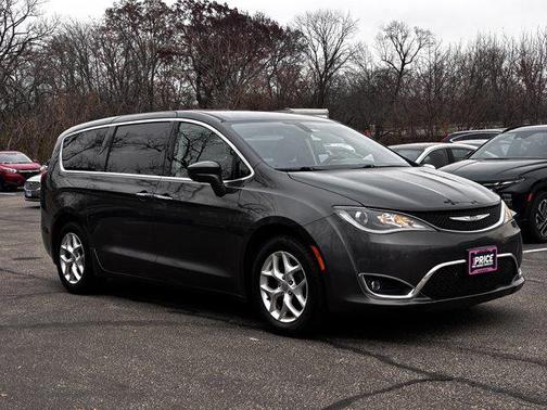 2018 Chrysler Pacifica Touring Plus