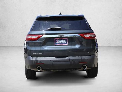 Graphite Metallic 2018 Chevrolet Traverse LT Leather