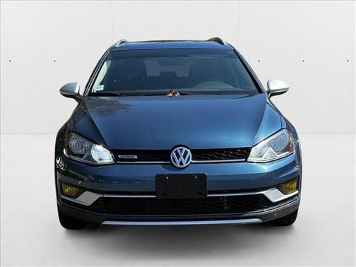 2017 Volkswagen Golf Alltrack TSI SE